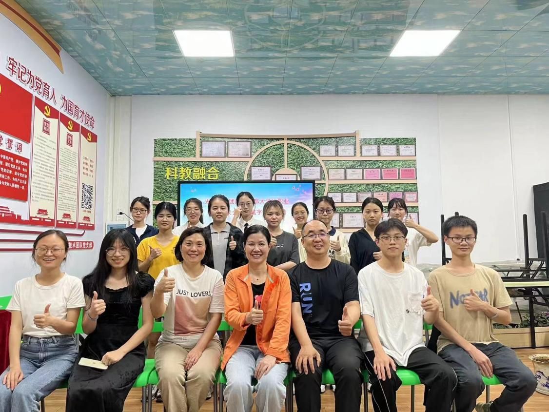 mmexport1713078396944