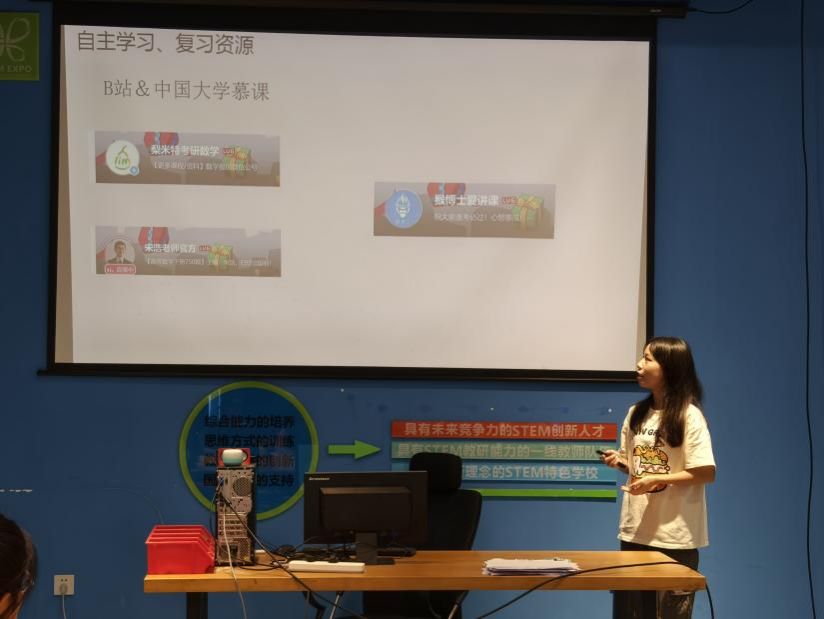 8f65bf6186c120d2495330fadc9dc84